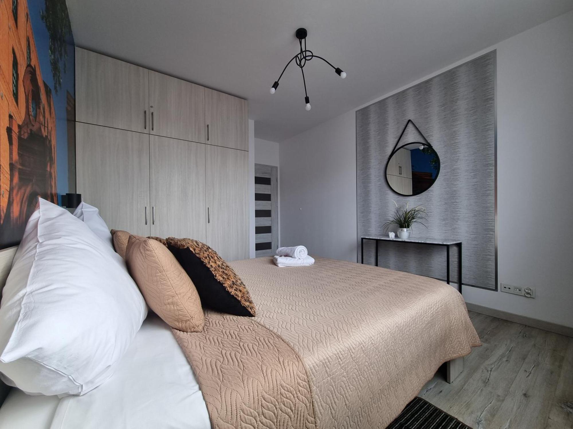 Q Apart Grand - Klimatyzowane 3 Pokojowe Apartamenty Przy Manufakturze Z Garazem Gratis, Fv Lodz (Lodz) Luaran gambar