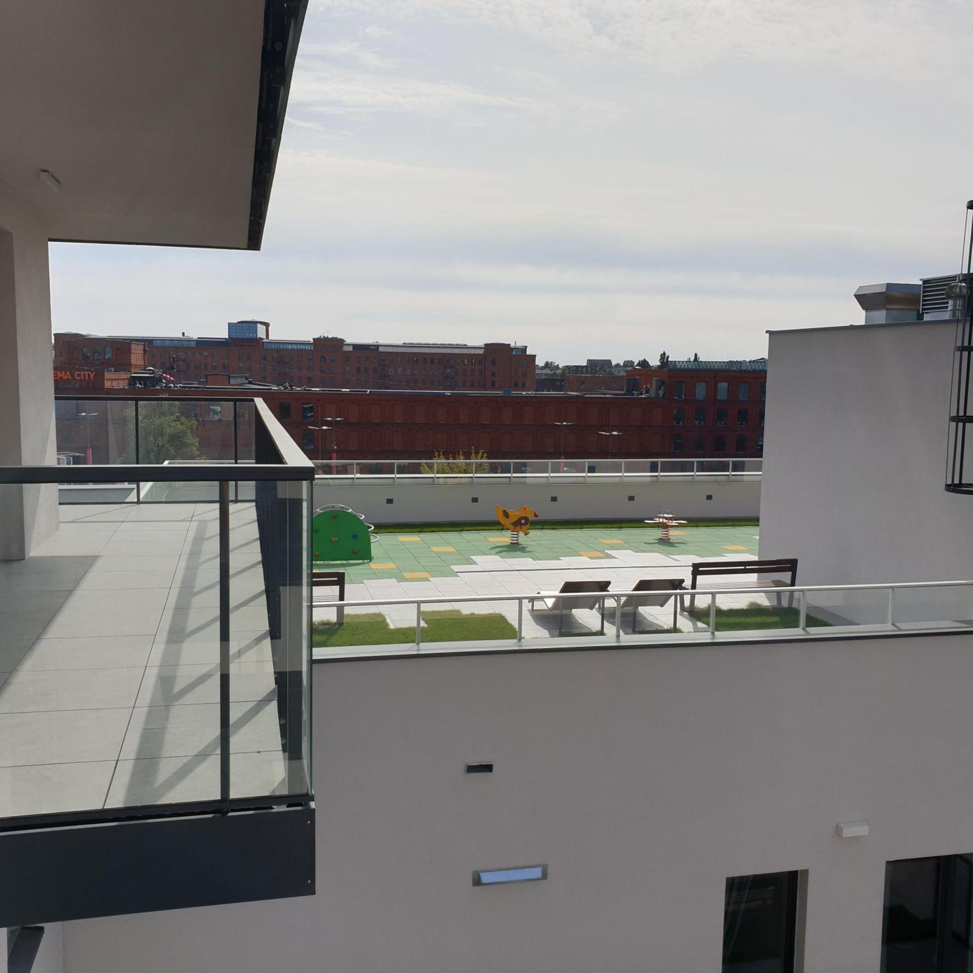 Q Apart Grand - Klimatyzowane 3 Pokojowe Apartamenty Przy Manufakturze Z Garazem Gratis, Fv Lodz (Lodz) Luaran gambar
