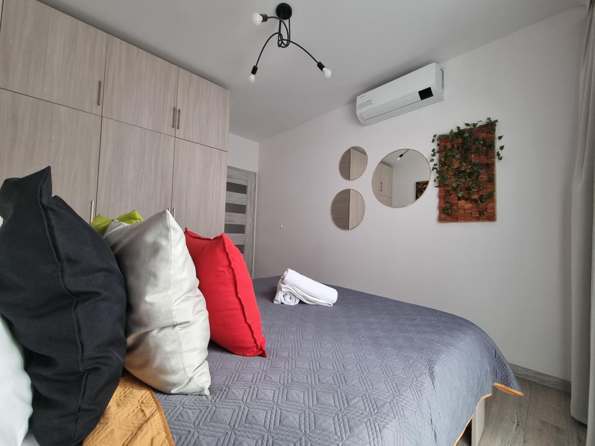 Q Apart Grand - Klimatyzowane 3 Pokojowe Apartamenty Przy Manufakturze Z Garazem Gratis, Fv Lodz (Lodz) Luaran gambar